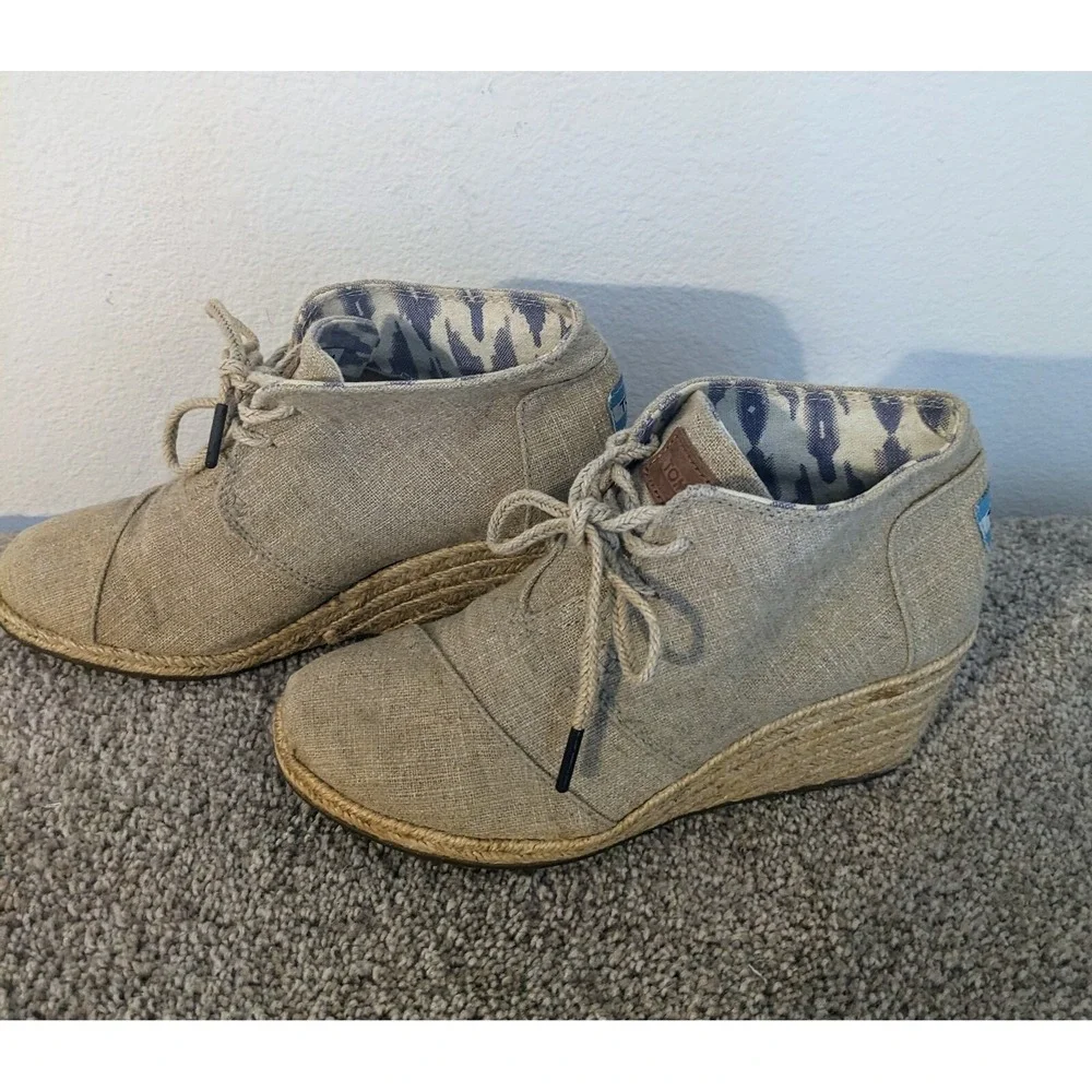 TOMS Desert Wedge Booties Ankle Espadrille Lace Up Taupe Neutral‎ Casual6.5